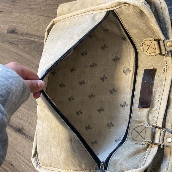 Vintage Addiction Large Canvas Lap Top Crossbody Tote Bag - Picture 5 of 7